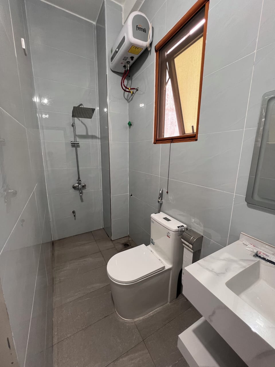 Superior Double Room, Balcony, Garden View | Bathroom | Shower, hydromassage showerhead, hair dryer, bidet