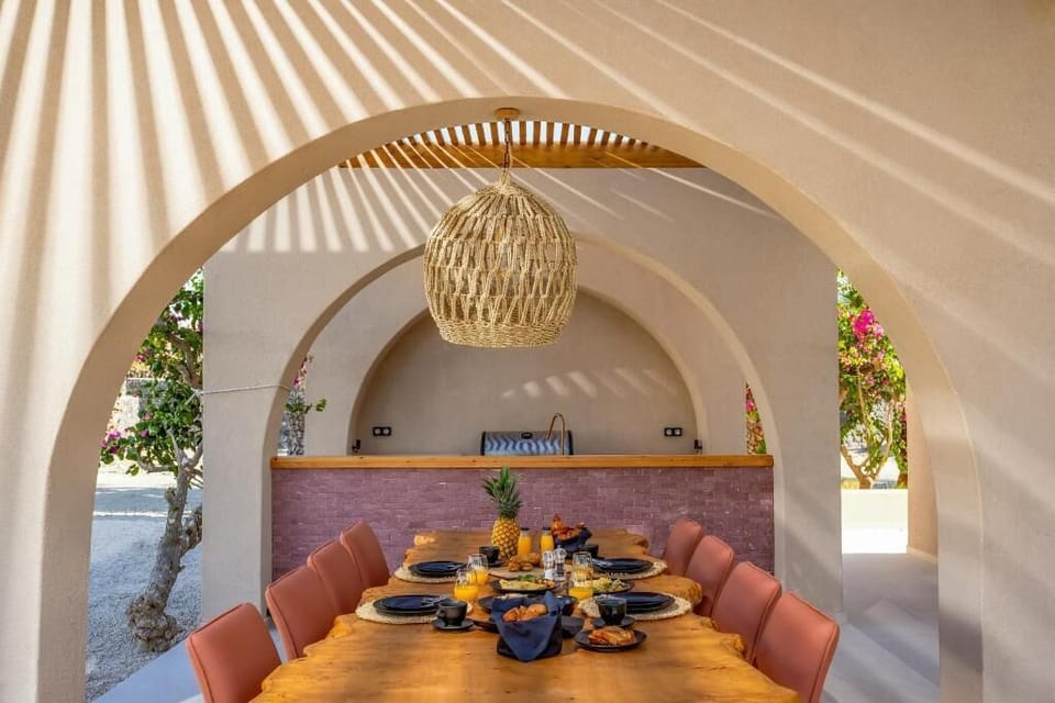 Villa, Balcony, Garden View | Outdoor dining