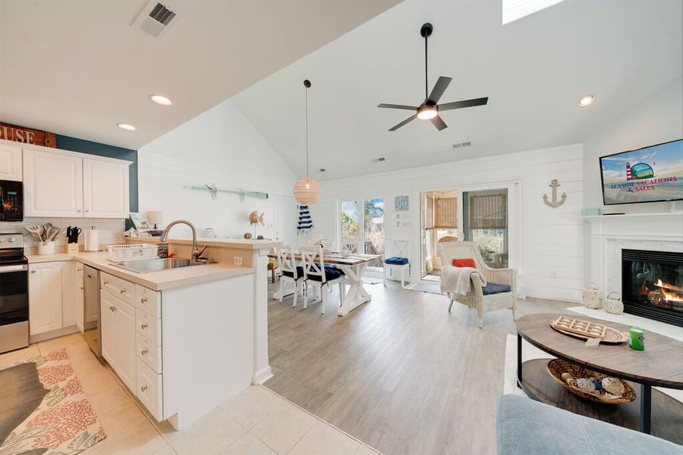 Wonderful open layout perfect for spending time together.