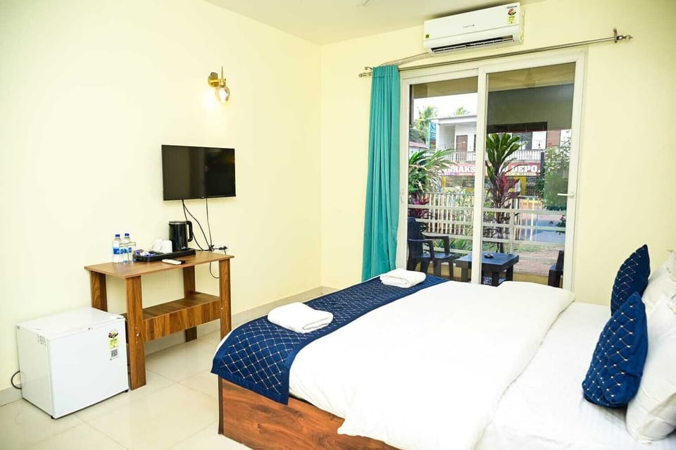 Deluxe Double Room, Garden View | Free WiFi
