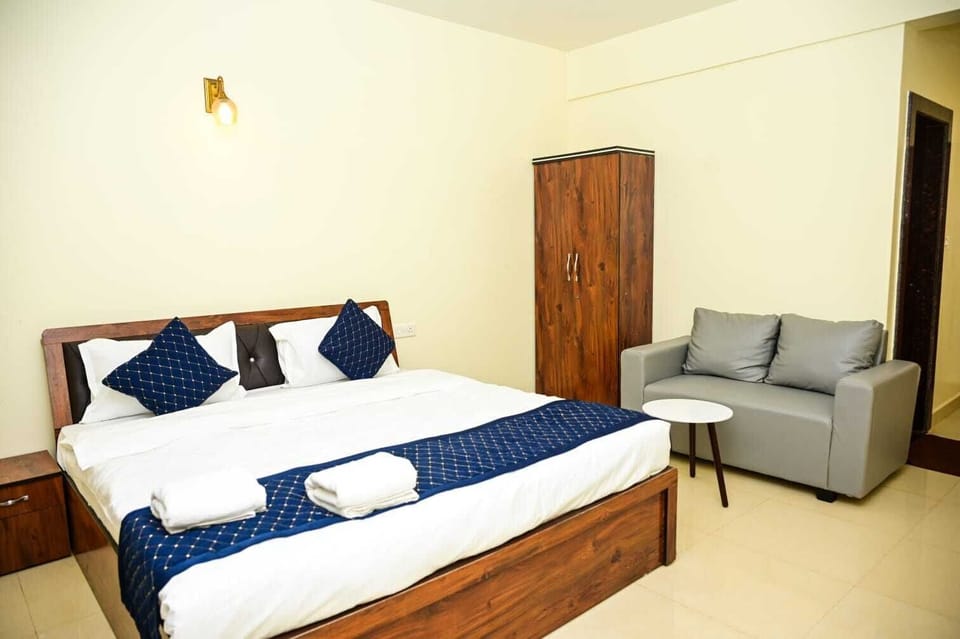 Deluxe Double Room, Garden View | Free WiFi