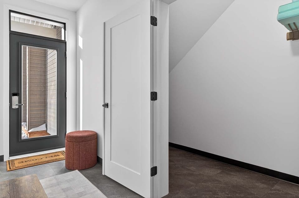 104 Verbier, Building 12 - No Pets Allowed | Interior