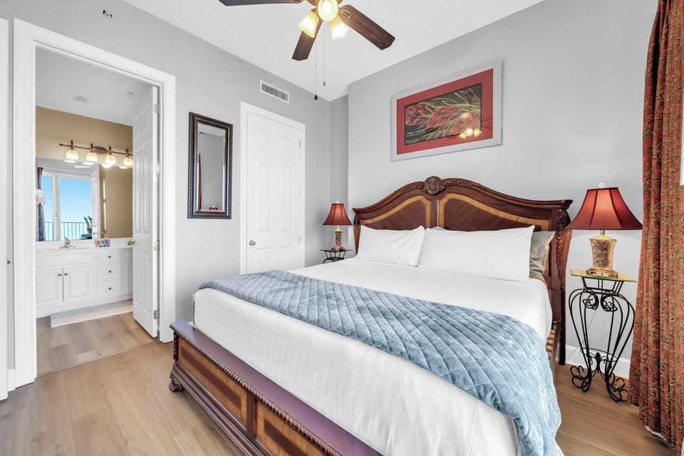 Guest bedroom