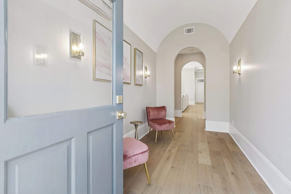 Quiet reading nook & sitting area with front balcony door open