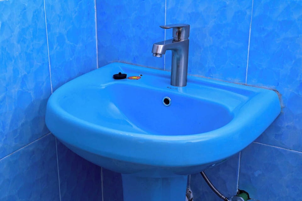 Executive Single Room | Bathroom | Shower, slippers, towels, soap