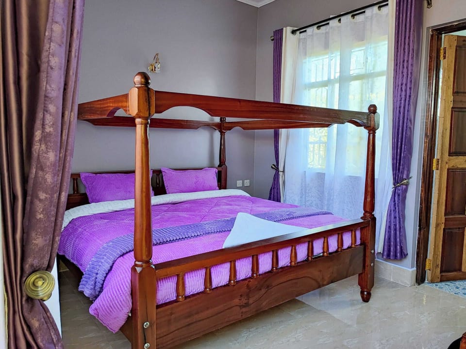 Executive Double Room | Individually decorated, individually furnished, free WiFi, bed sheets