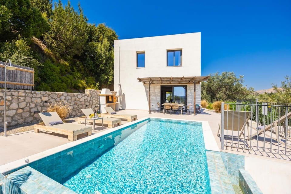 Beautiful villa with private pool and terrace