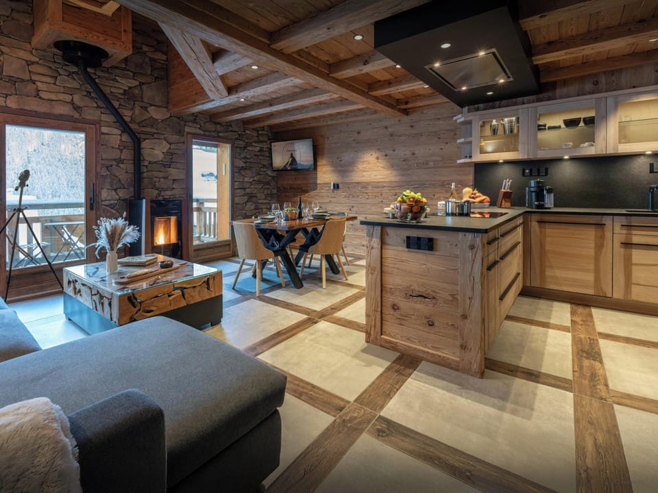 Living room/kitchen