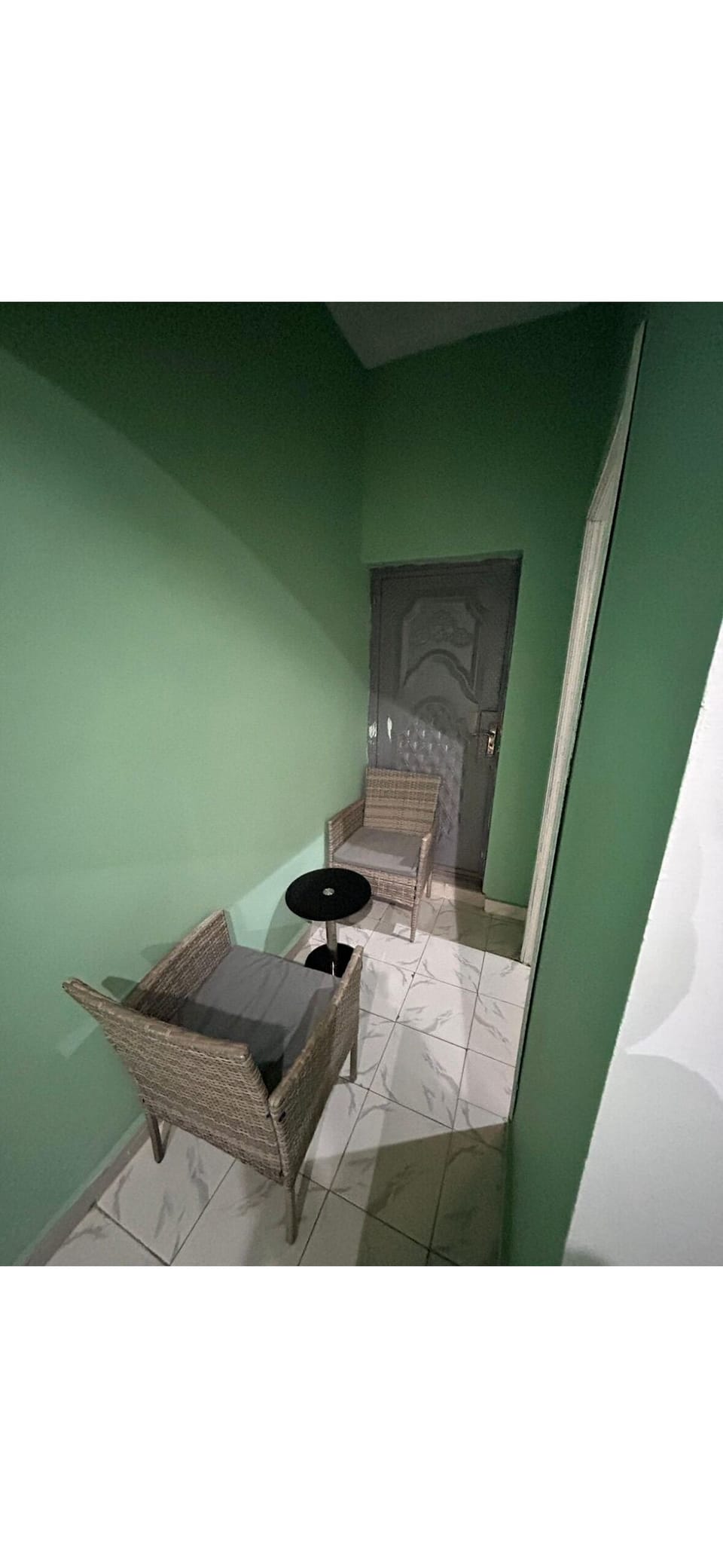 Image picker F54A4F22 4F48 48DB BC75 3AA3857BD44E 1902 00000049C15B3A1A