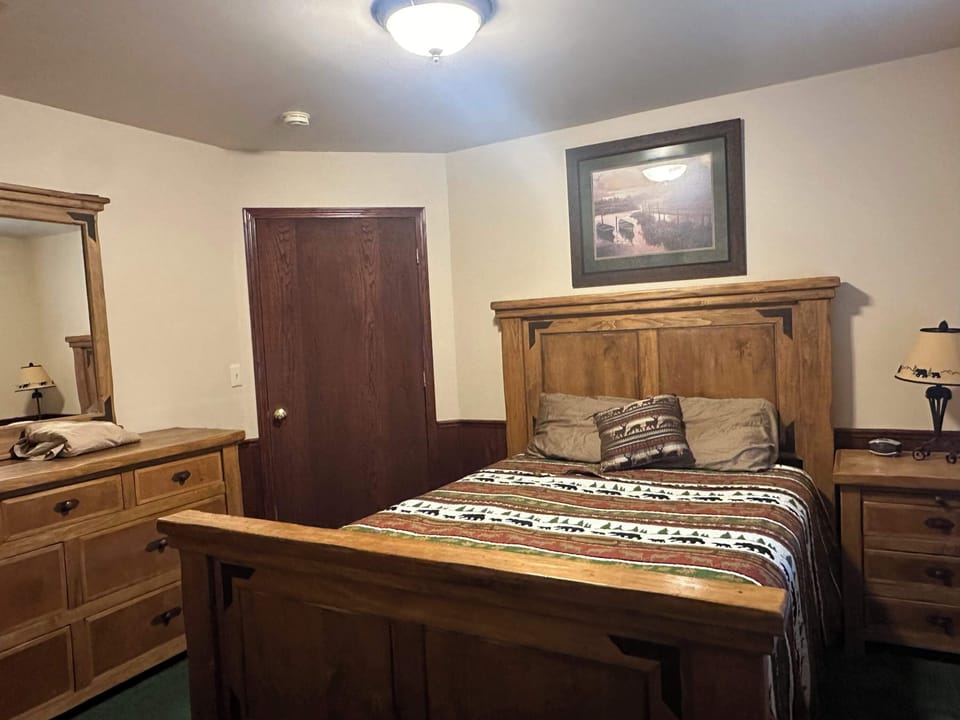 Apartment, Multiple Beds, Fireplace, Garden View (NR #17) | 3 bedrooms, individually decorated, individually furnished