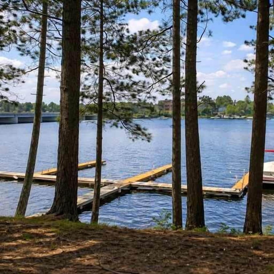 Minocqua Lake Condo B10 Apartment in Minocqua Lake