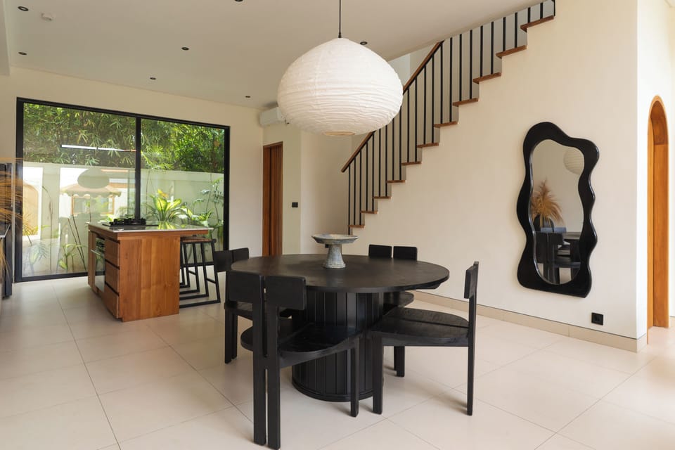 Deluxe Villa, 2 Bedrooms, Private Pool, Pool View | Dining room