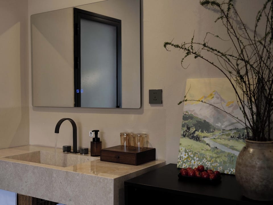 Romantic Double Room | Minibar (free items), desk, blackout drapes, WiFi (free)