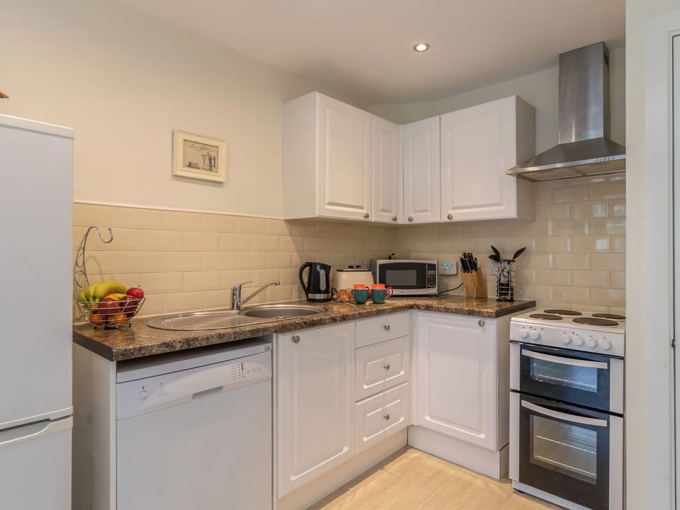 Kitchen | Cowslip - The Grainary Cottages, Harwood Dale