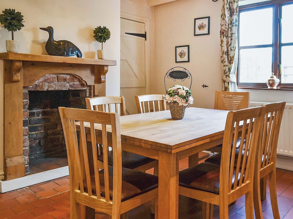 Dining Area | Bridge House, Overseal