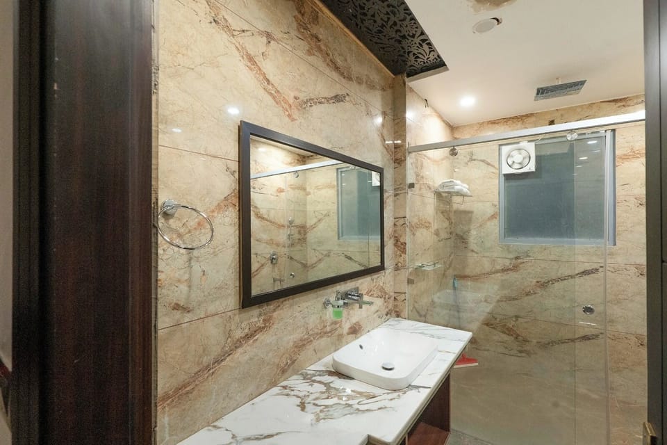 Double Room | Bathroom