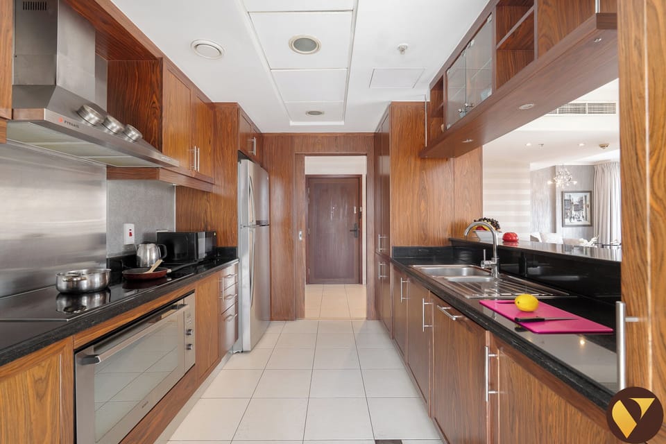 Luxury Apartment, Balcony, City View | Private kitchen | Full-size fridge, microwave, oven, stovetop