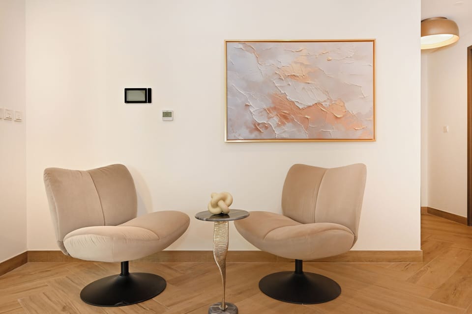 Apartment, Balcony, City View | Interior