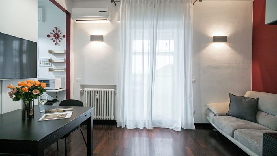 Apartment (1 Bedroom) | Interior