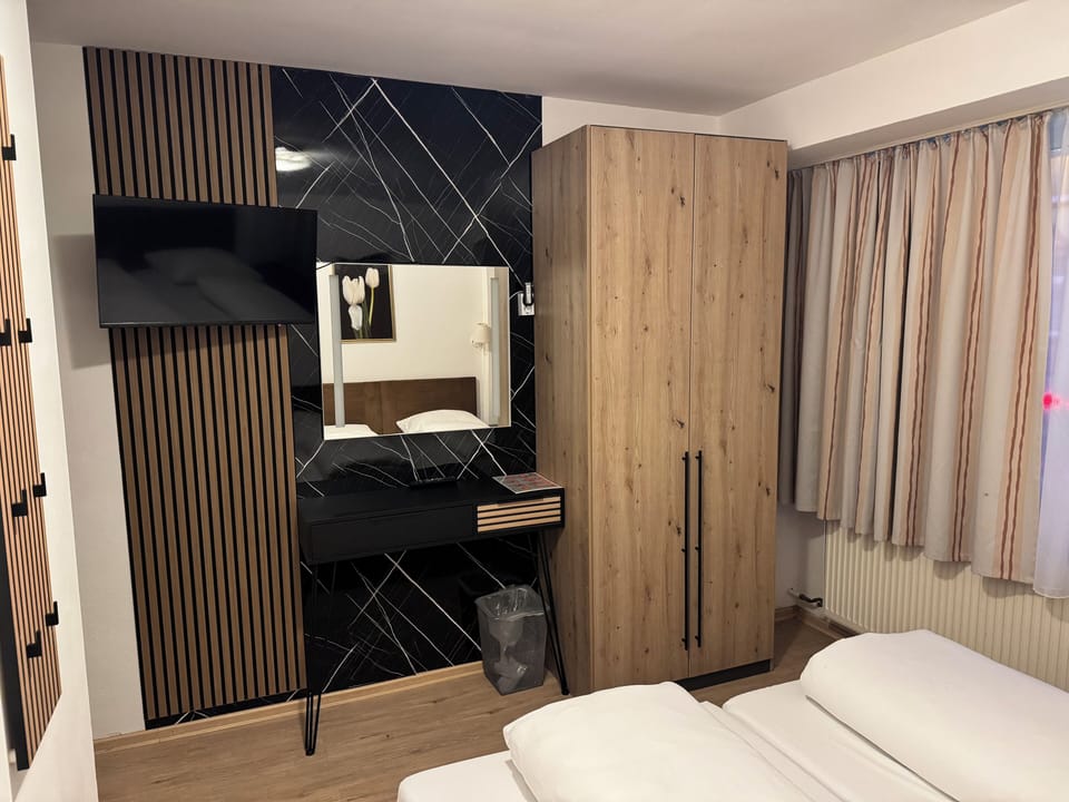 Twin Room, City View | Iron/ironing board, free WiFi