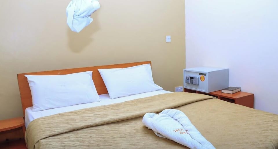 Deluxe Double Room | Individually decorated, individually furnished, free WiFi, bed sheets