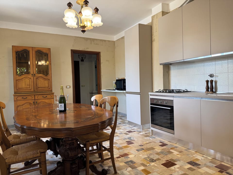 Apartment, 2 Bedrooms, Accessible, Balcony | Dining room