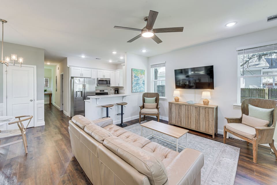 House (3 Bedrooms) | Front of property