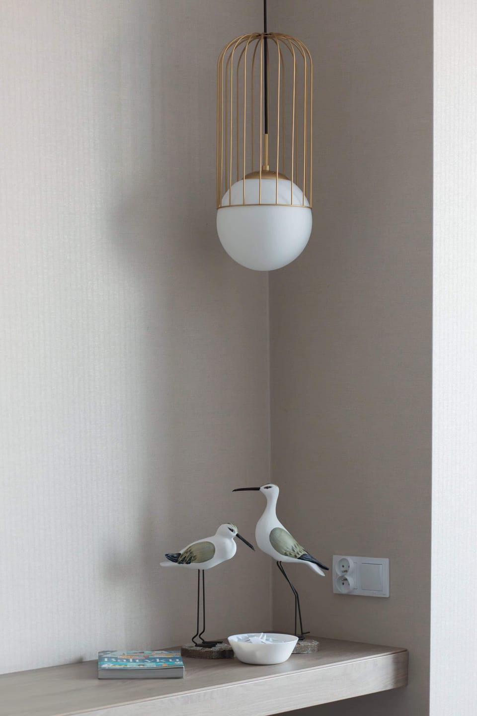 Soft lighting and decorative details create a cosy atmosphere that helps you unwind after a busy day.