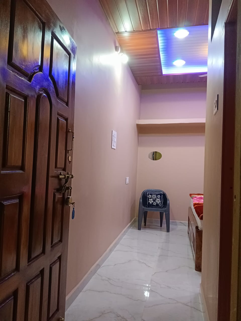 Deluxe Single Room | Interior