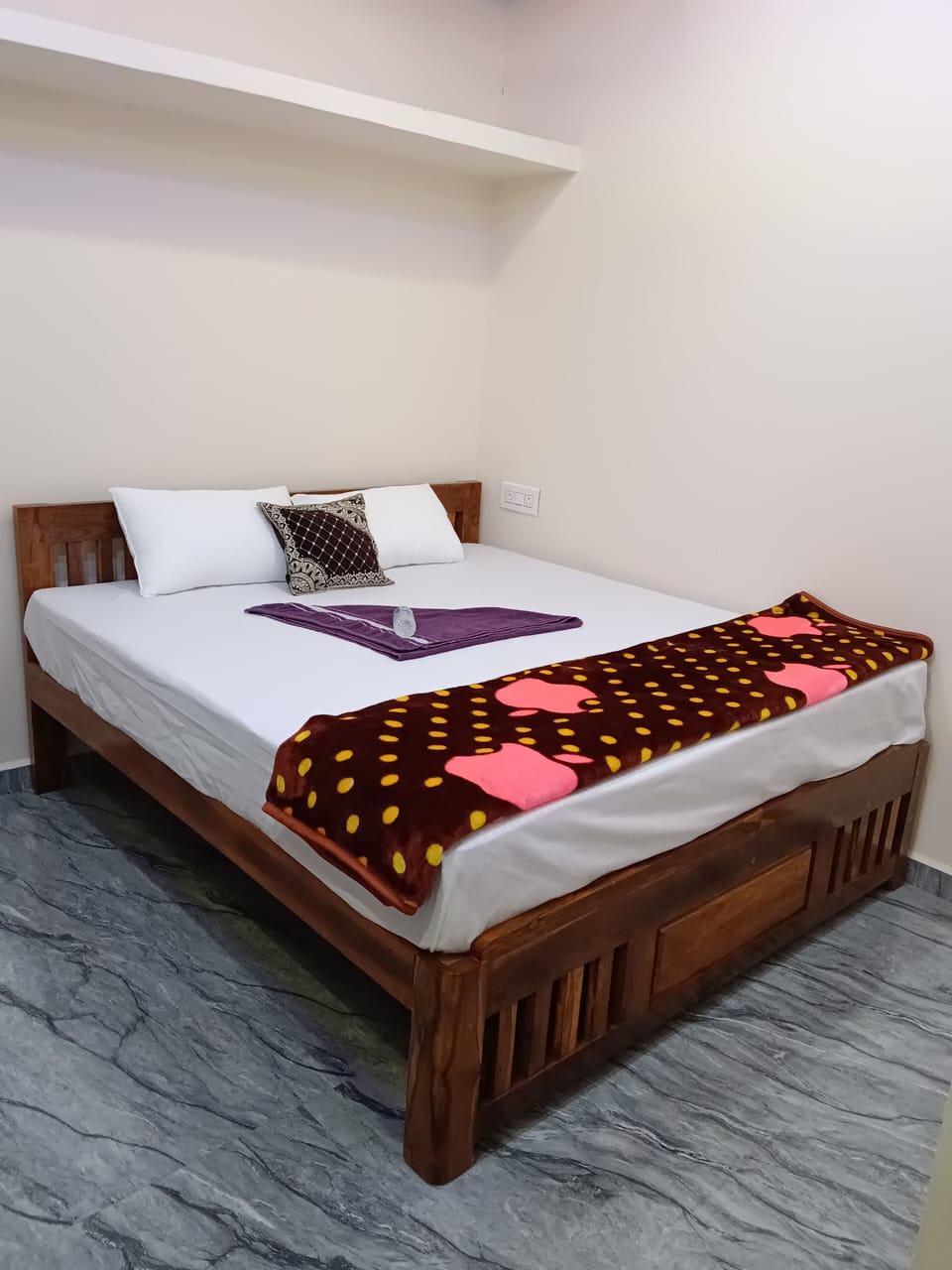 Deluxe Single Room | Free WiFi