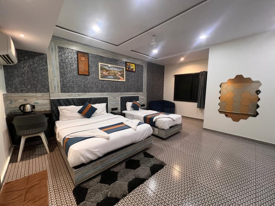 Deluxe Suite | Free WiFi