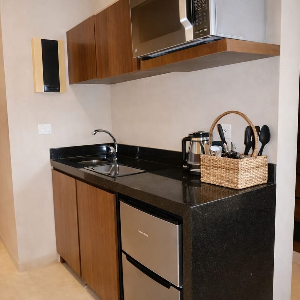Mini fridge