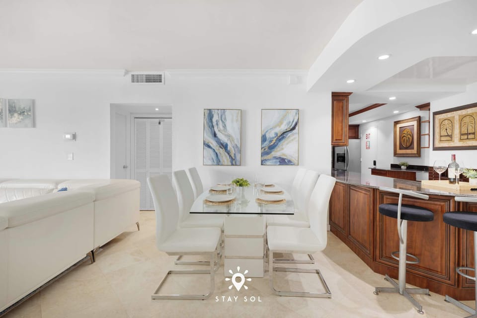 Kitchen and dining 