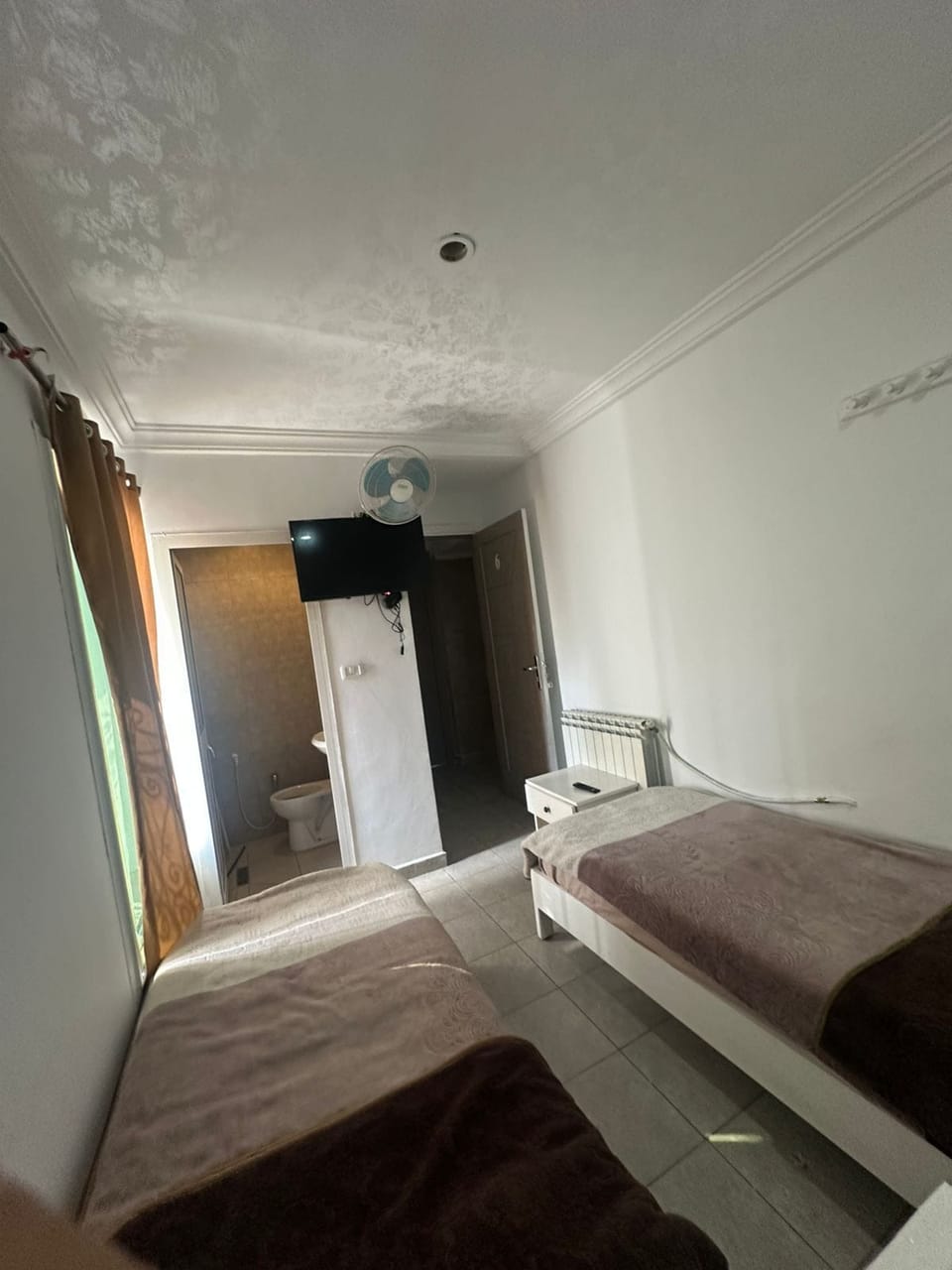 Comfort Twin Room, City View | Laptop workspace, free WiFi