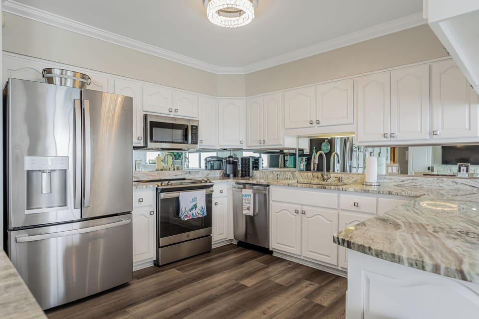 Full Kitchen