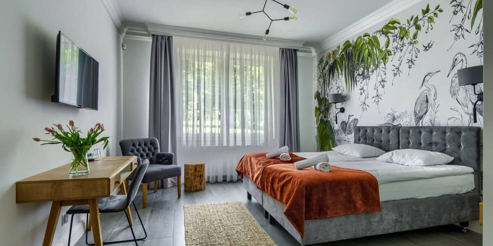 Traditional Double or Twin Room | Desk, free WiFi, bed sheets