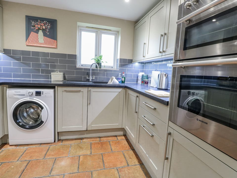 Fridge, microwave, dishwasher, toaster