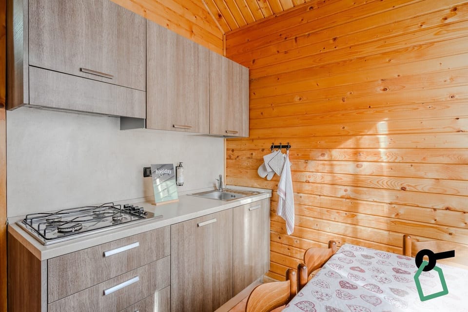 Chalet | Private kitchen | Cleaning supplies, freezer