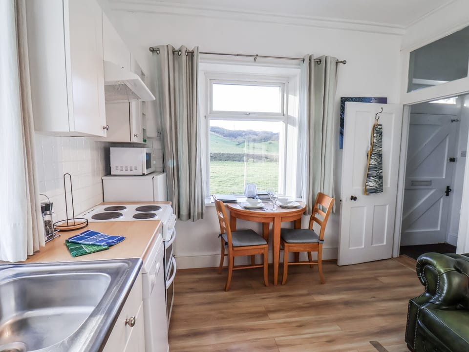 Fridge, microwave, dishwasher, toaster