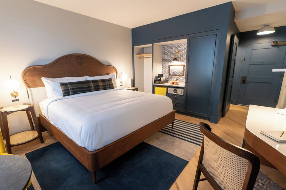 Deluxe Single Room | In-room safe, free WiFi