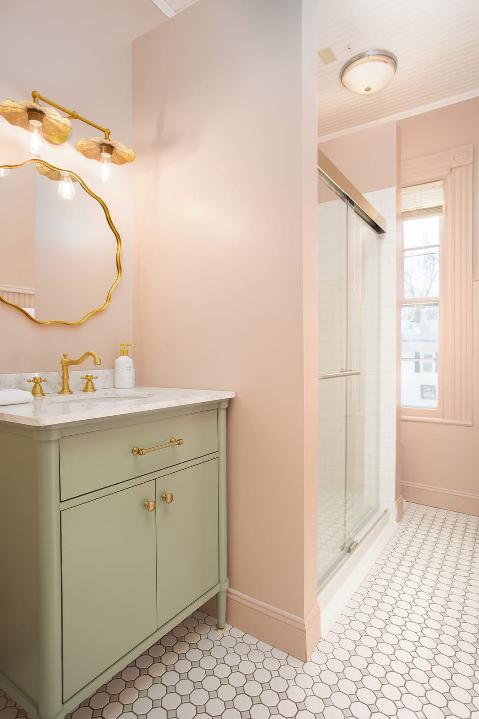 Double Room, Garden View | Bathroom | Free toiletries, hair dryer, towels, soap