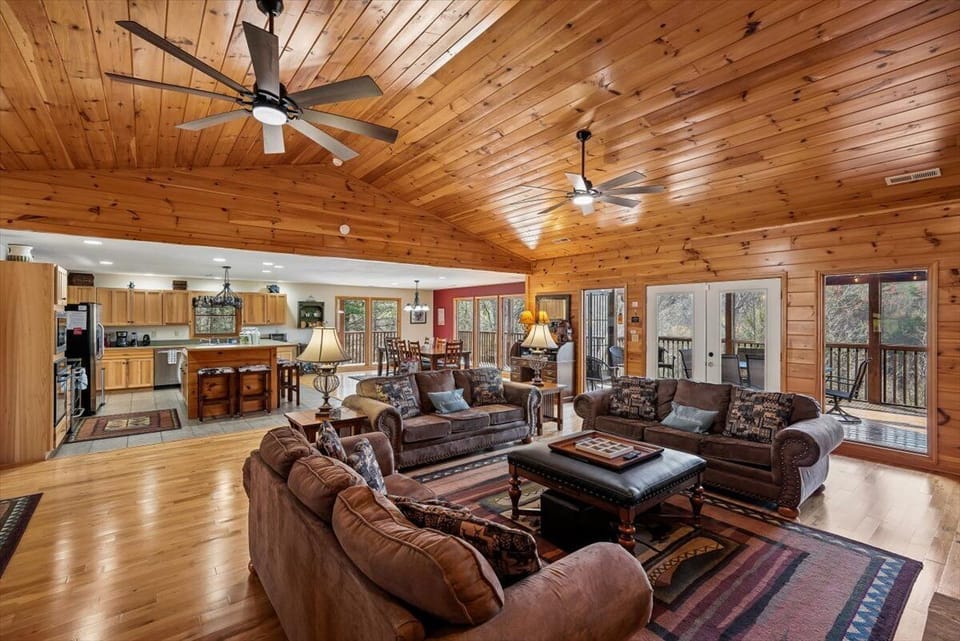 020-Living Room