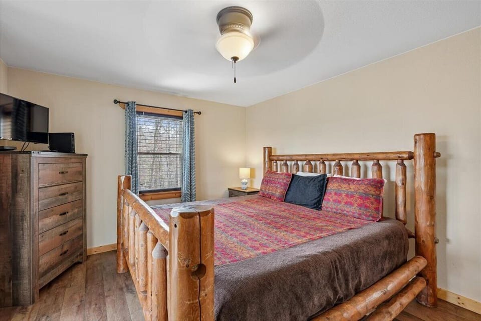 28-Bedroom