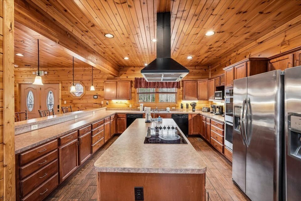 008-Kitchen