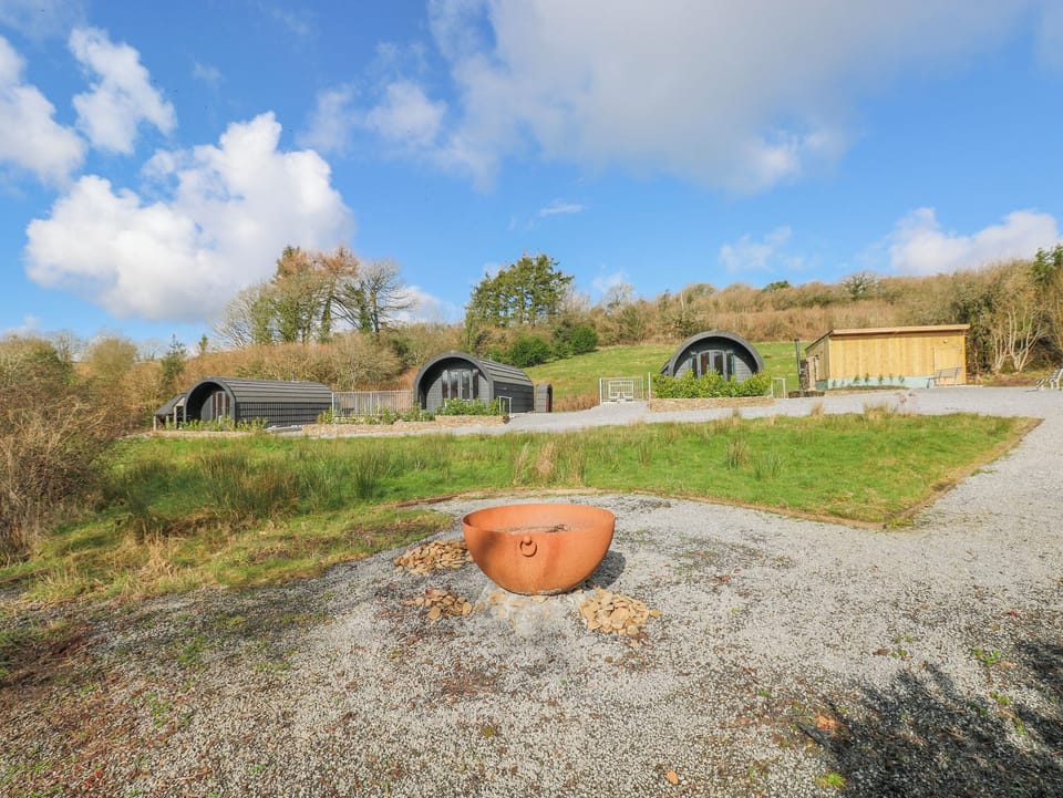 Cottage | Property grounds