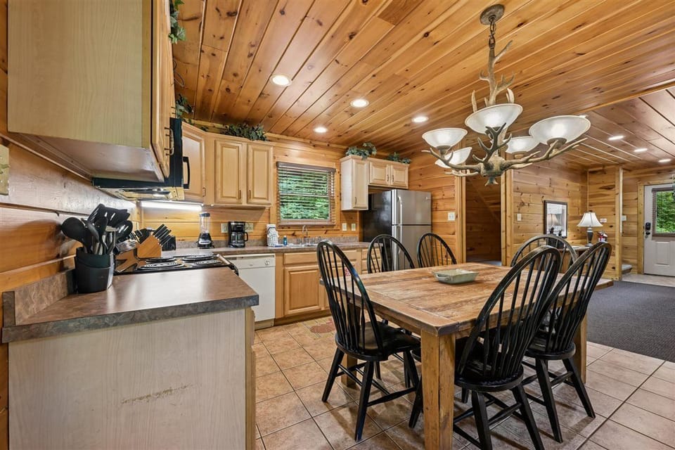 08-Kitchen