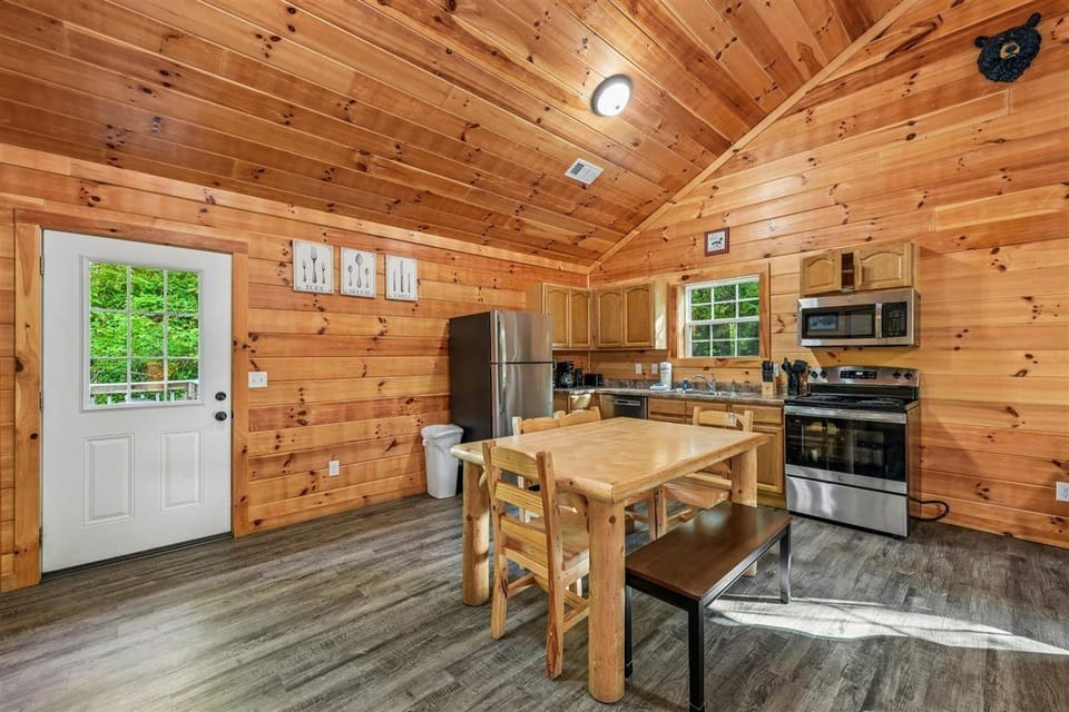 16-Kitchen