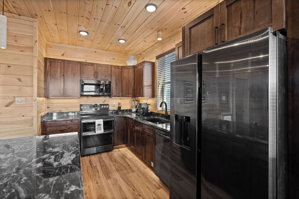 divinity-cabin-9