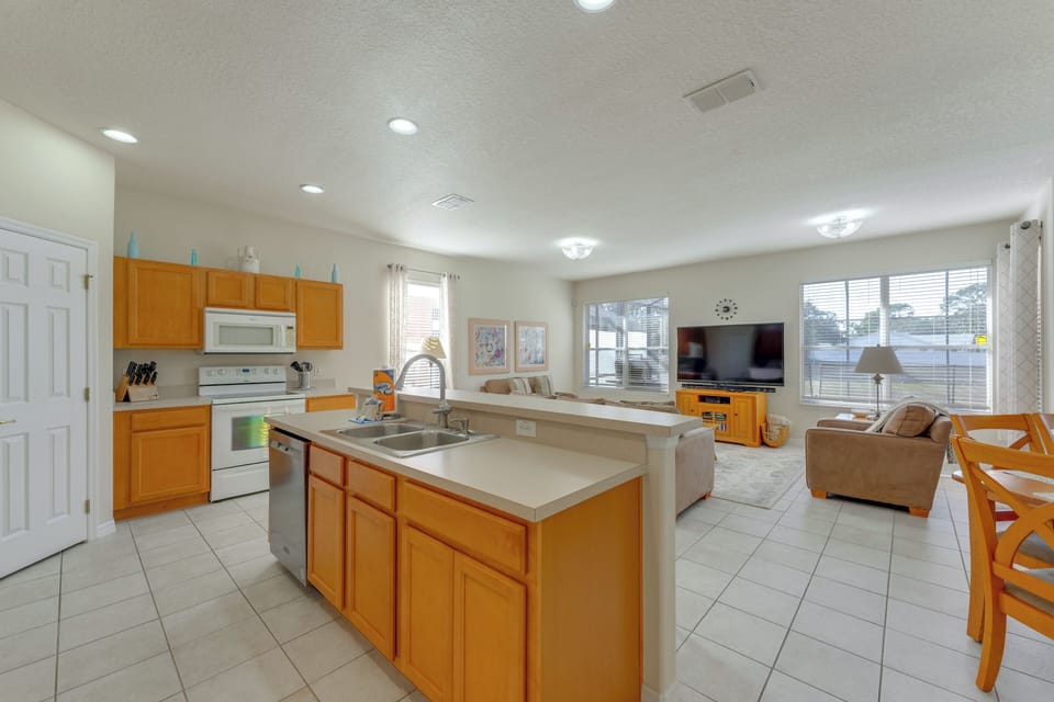Kitchen | 1st Floor