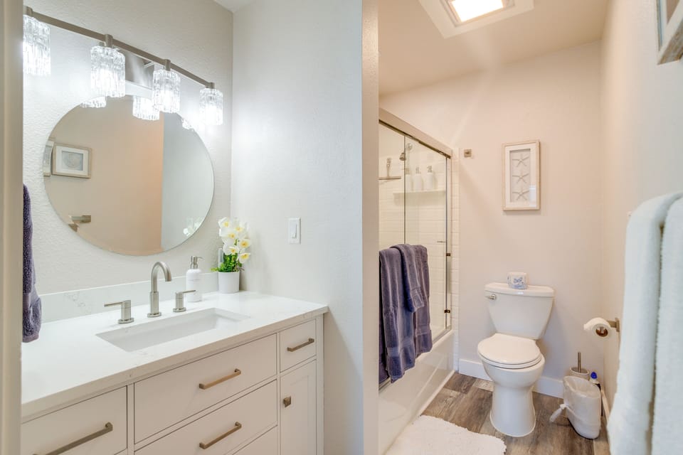 En-Suite Bathroom